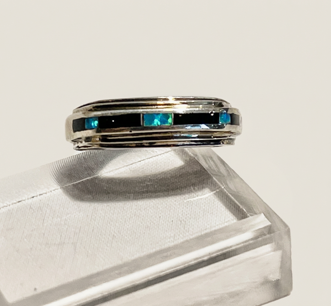 navajo Sterling Shadow Mountain Ring