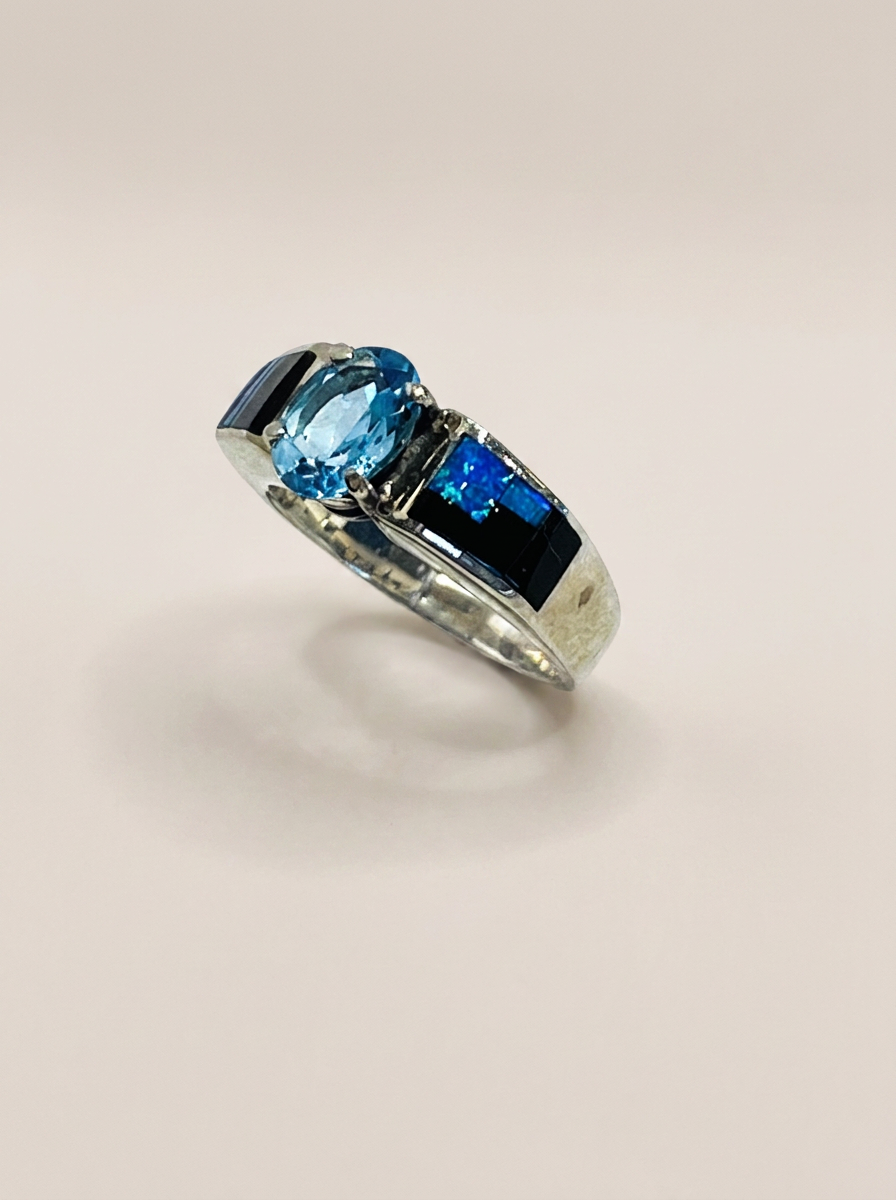 Navajo Handmade Sterling Balck Beauty Ring