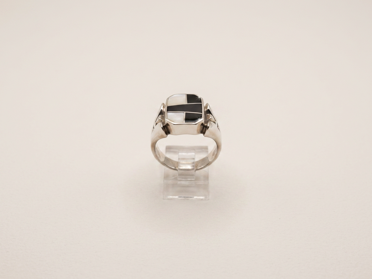navajo Handmade Sterling & Jade Mother of Pearl Ring