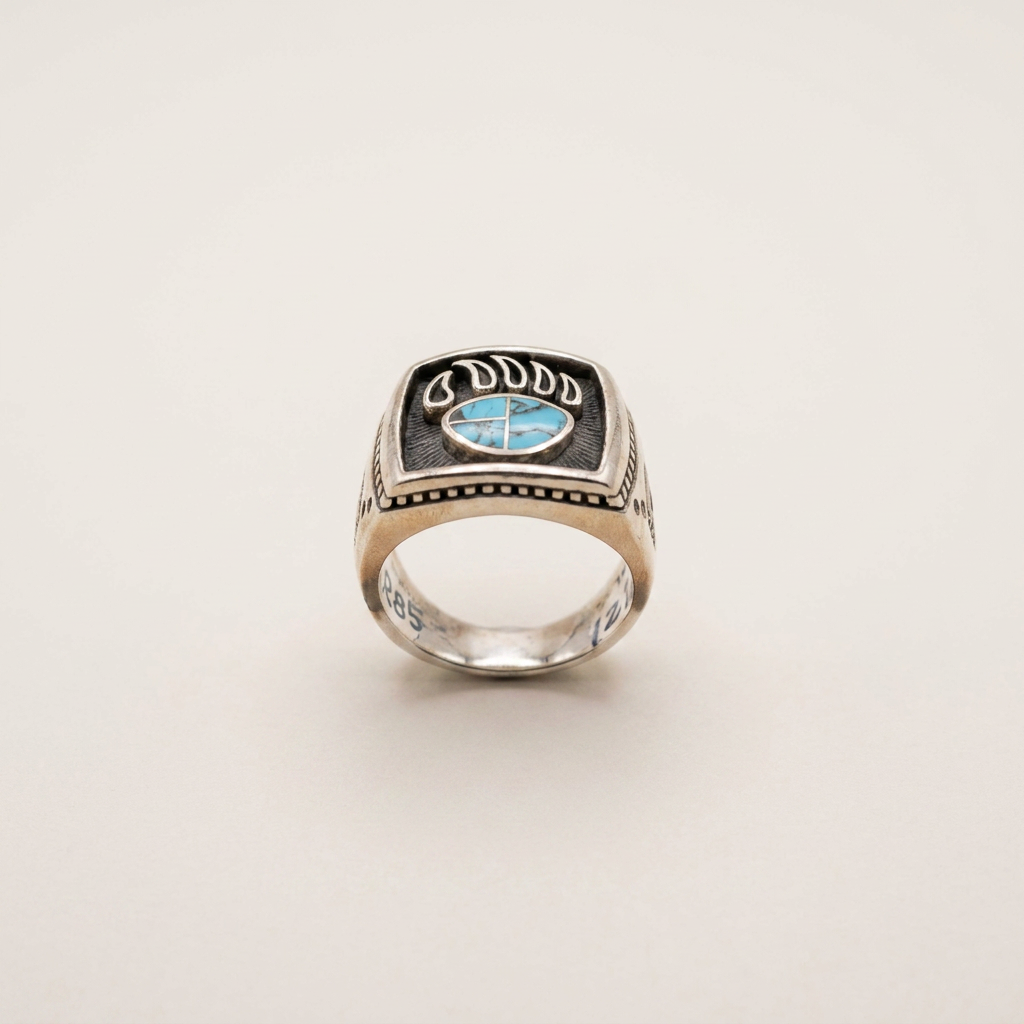 Navajo Handmade Nature Beauty Turquoise Bear Paw Ring